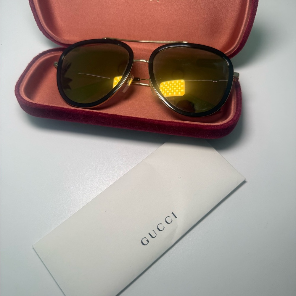 Gucci Aviator Sunglasses